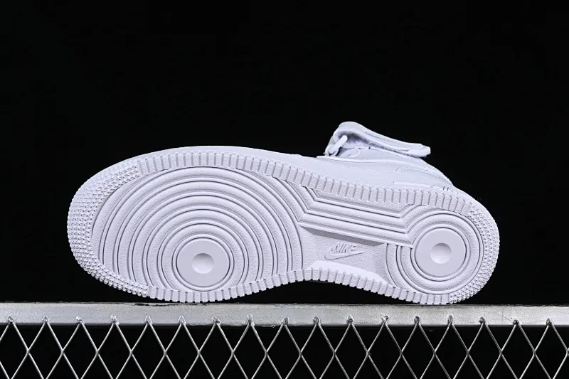 All categories Nk Air Force 1 Air Force series Nk Air Force 1 Mid Air Force mid-top Nk Air Force 1 Mid '07 Air Force 1 first-layer mid-top all-white casual sneakers 315123-111
